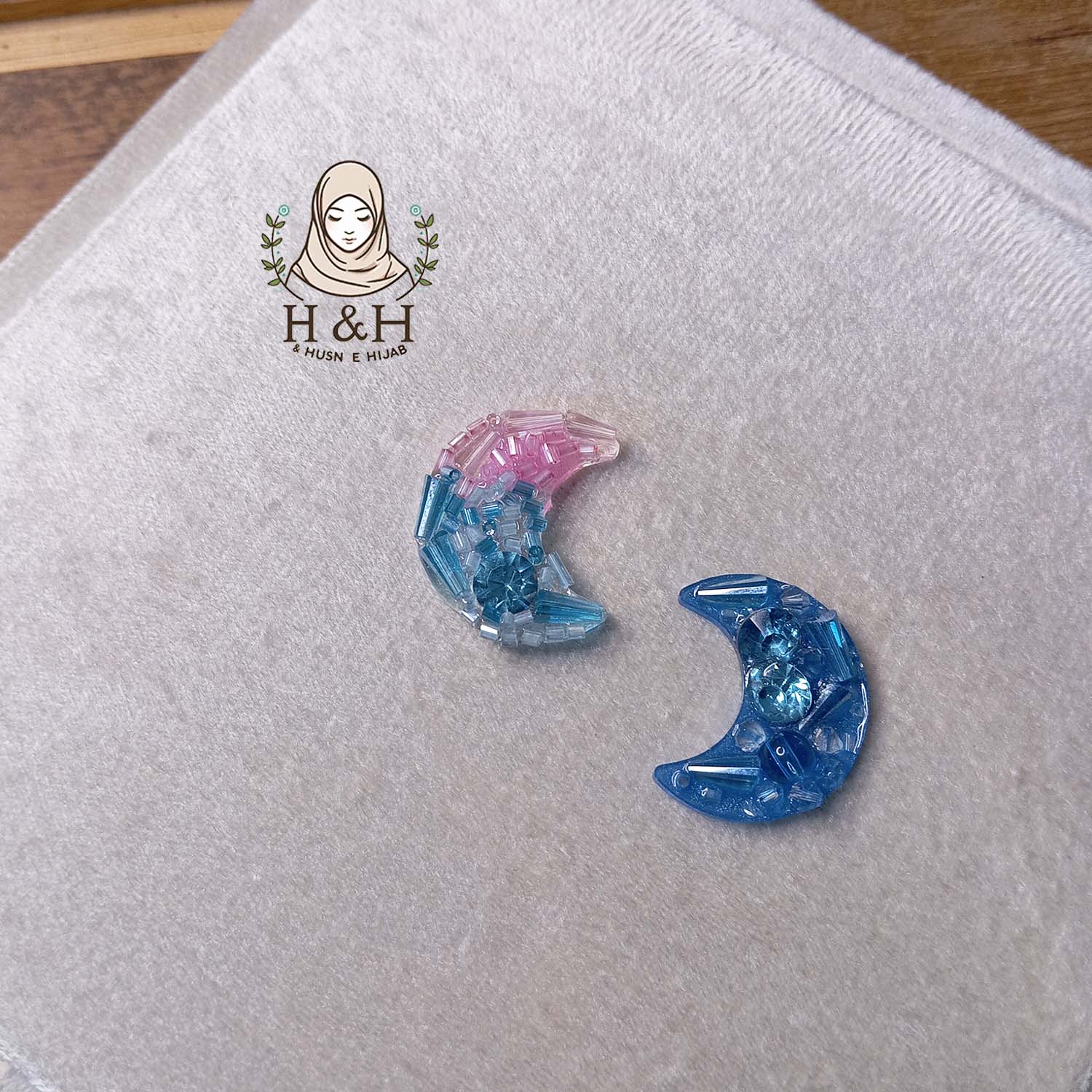 Crystal Hijab Pin Set | Moon Crescent Blue . Pink