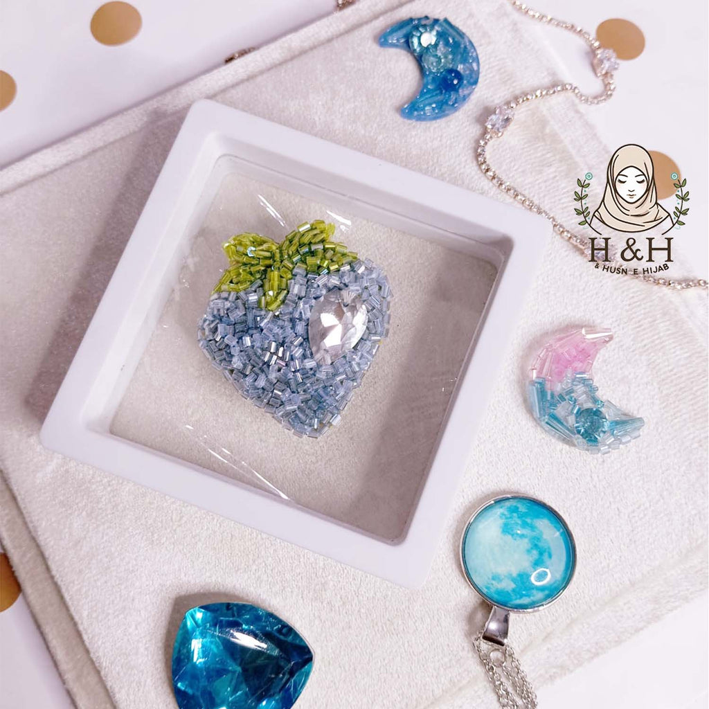 Crystal Hijab Pin Set | Berry